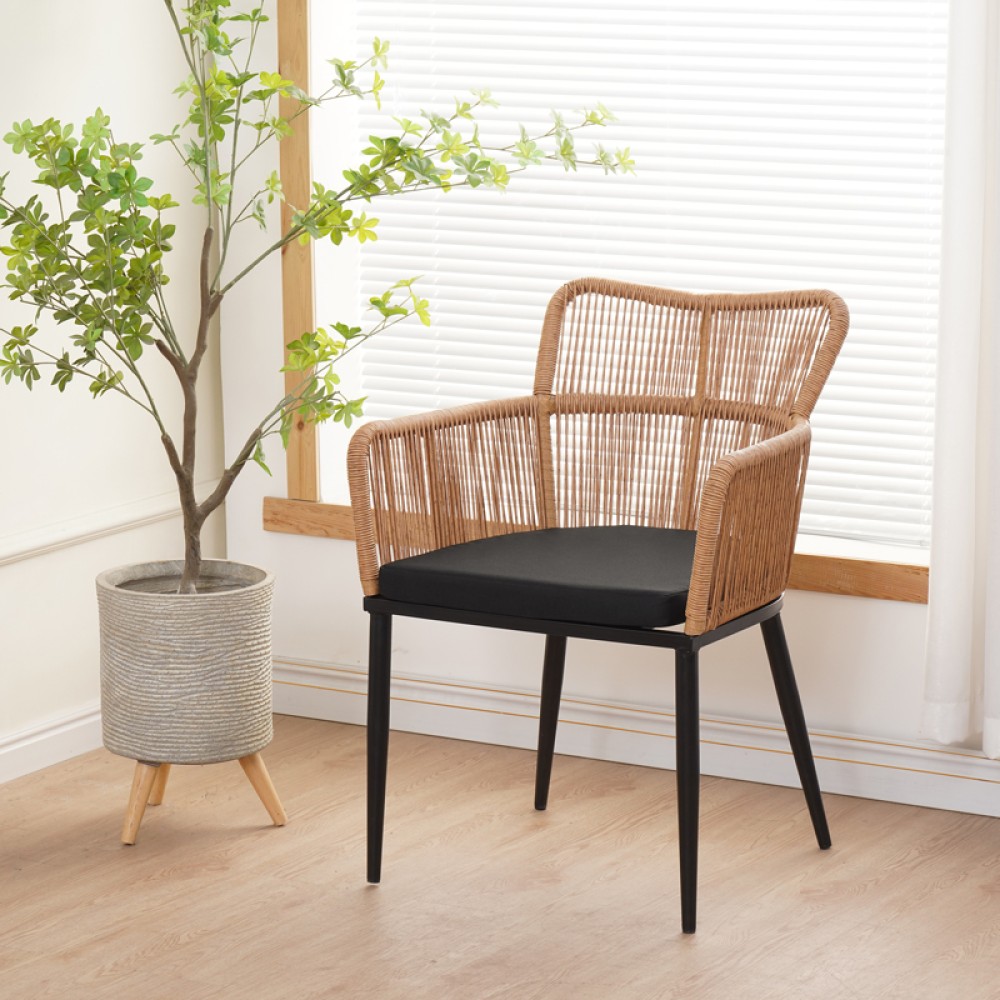 Πολυθρόνα Naoki pakoworld pe rattan -metal σε φυσική απόχρωση με μαύρα πόδια/μαξιλάρι 59x62.5x78εκ