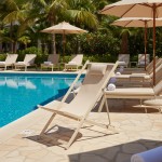 Σεζλόνγκ επαγγελματική Corte pakoworld σαμπανί αλουμινίου με textilene σε καφέ απόχρωση