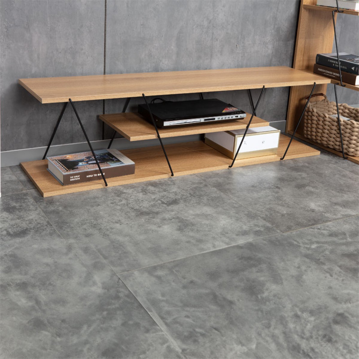 Έπιπλο τηλεόρασης Tars pakoworld sonoma-μαύρο 120x30x33εκ Έπιπλο τηλεόρασης Tars pakoworld sonoma-μαύρο 120x30x33εκ